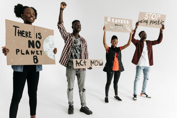 Stratégies efficaces pour réussir en tant que webmaster freelance