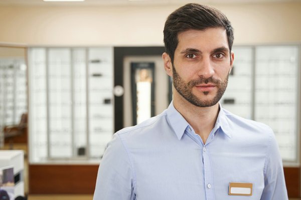 Quelles techniques pour débuter en photographie de portrait, avec des conseils sur l'équipement et les techniques de prise de vue ?