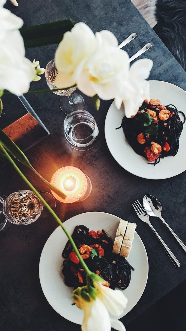 Idées créatives pour un repas en amoureux à la maison