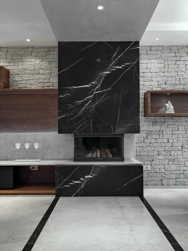 Élégance et modernité : découvrez le pierre parement salon moderne